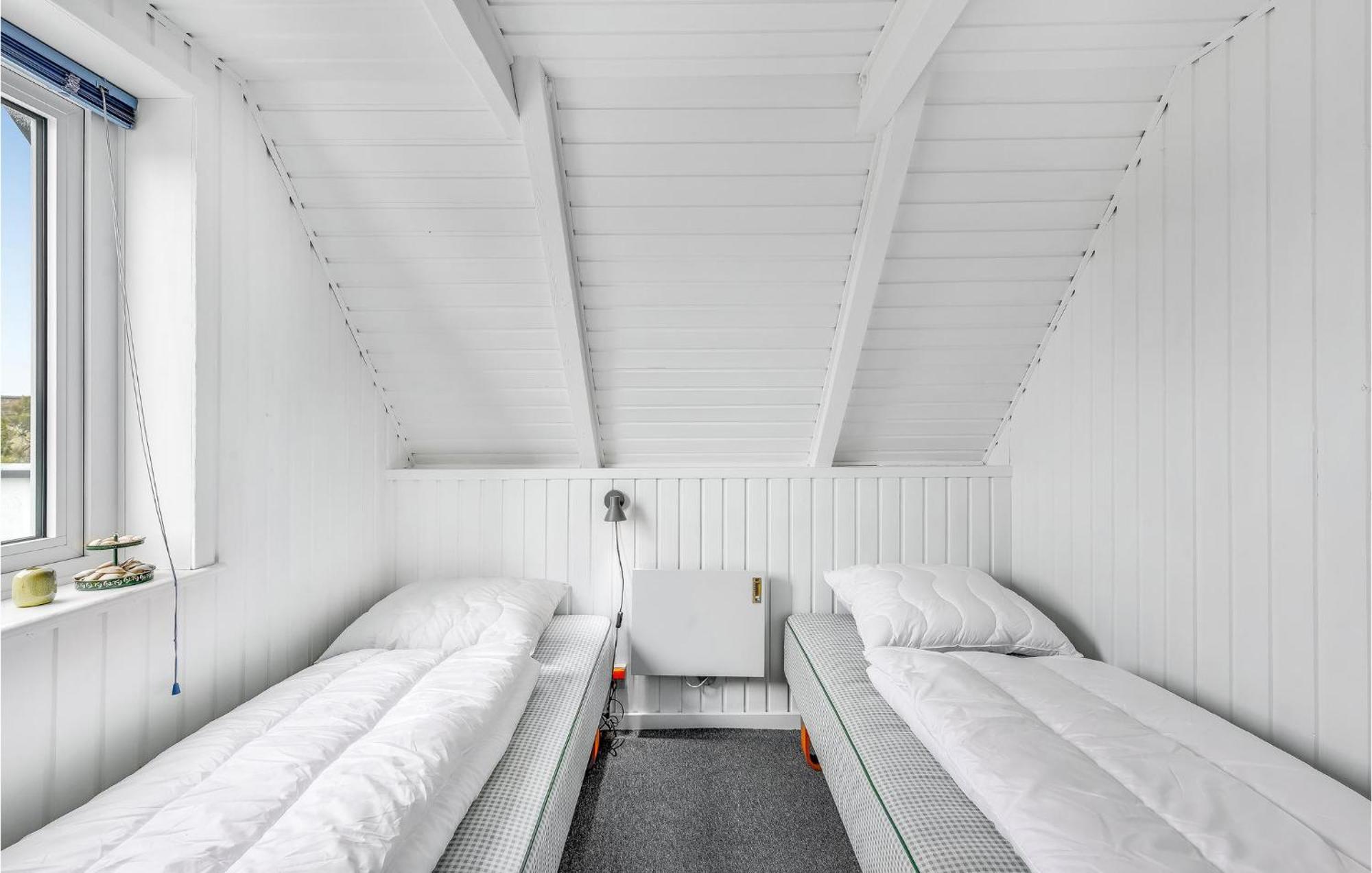 Cozy Home In Hvide Sande Bjerregård 外观 照片